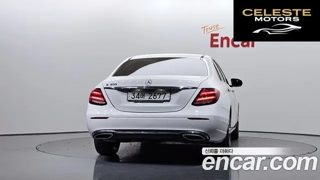 MERCEDES BENZ E-Classe W213 E300 Avantgarde 2019 — photo 4 sur 20
