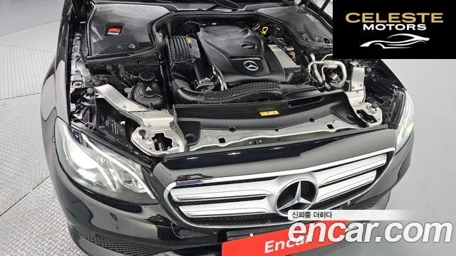 MERCEDES BENZ E-Classe W213 E200 Avantgarde 2017 — photo 6 sur 20