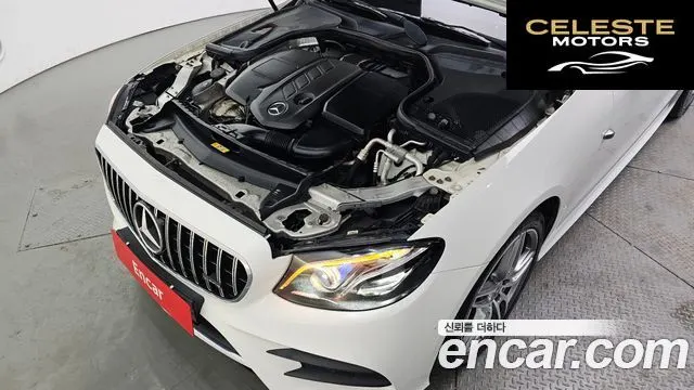 MERCEDES BENZ E-Classe W213 E220d Coupé 2019 — photo 6 sur 35