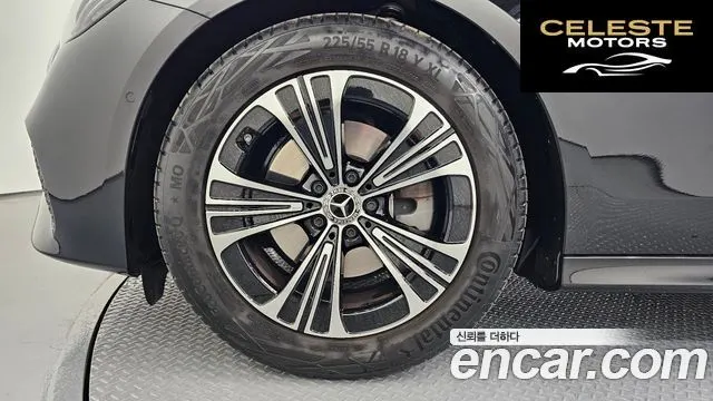 MERCEDES BENZ E-Classe W214 E200 Avantgarde 2025 — photo 5 sur 30