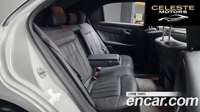 MERCEDES BENZ E-Classe W212 E250 4MATIC Avantgarde 2016 — photo 12 sur 20