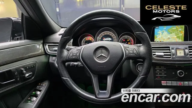 MERCEDES BENZ E-Classe W212 E250 4MATIC Avantgarde 2016 — photo 13 sur 20