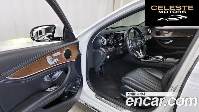 MERCEDES BENZ E-Classe W213 E220d 4MATIC Exclusive 2019 — photo 10 sur 20