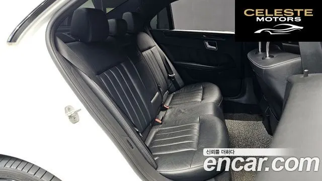 MERCEDES BENZ E-Classe W212 E220 Avantgarde Sport 2016 — photo 11 sur 20