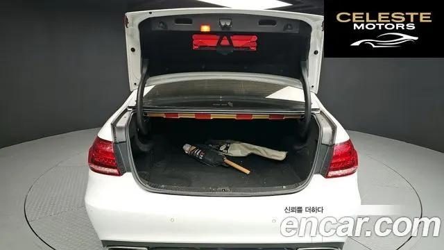 MERCEDES BENZ E-Classe W212 E220 Avantgarde Sport 2016 — photo 20 sur 20