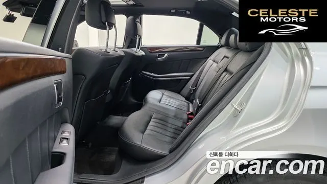 MERCEDES BENZ E-Classe W212 E300 2014 — photo 11 sur 20