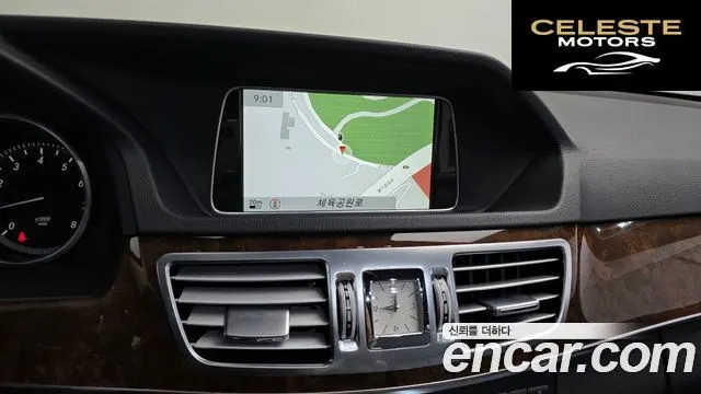 MERCEDES BENZ E-Classe W212 E300 2014 — photo 14 sur 20
