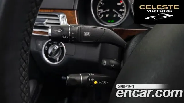 MERCEDES BENZ E-Classe W212 E300 2014 — photo 17 sur 20