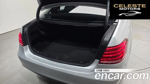 MERCEDES BENZ E-Classe W212 E300 2014 — photo 20 sur 20