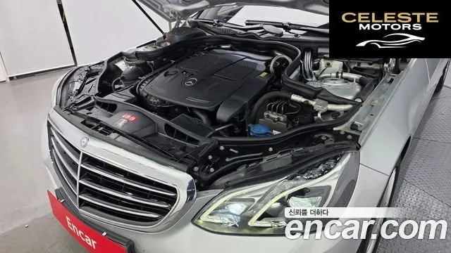 MERCEDES BENZ E-Classe W212 E300 2014 — photo 6 sur 20