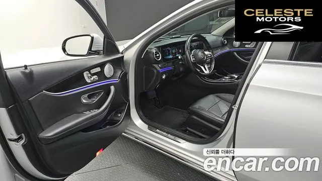 MERCEDES BENZ E-Classe W213 E300 4MATIC Avantgarde 2019 — photo 13 sur 38