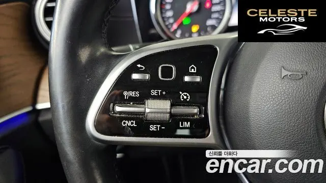 MERCEDES BENZ E-Classe W213 E220d 4MATIC Exclusive 2019 — photo 19 sur 20