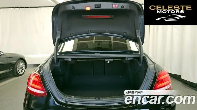MERCEDES BENZ E-Classe W213 E220d 4MATIC Exclusive 2019 — photo 20 sur 20