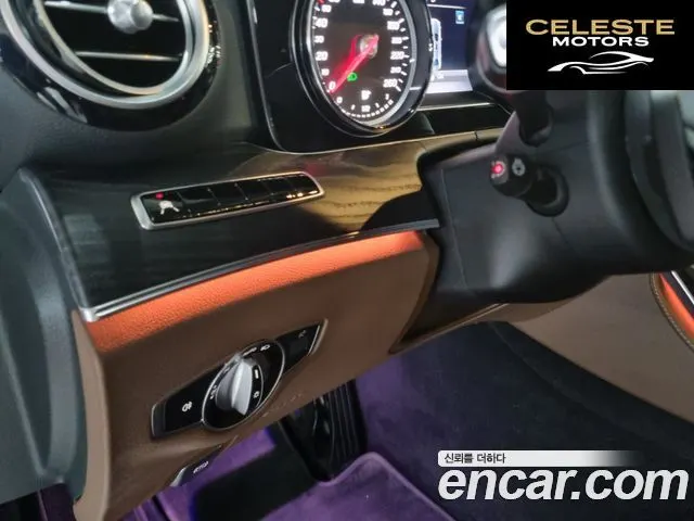 MERCEDES BENZ E-Classe W213 E220d Avantgarde 2020 — photo 12 sur 26