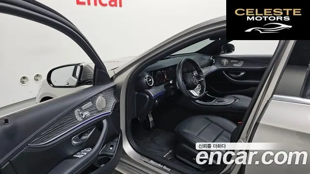 MERCEDES BENZ E-Classe W213 E350 4MATIC Avantgarde 2022 — photo 12 sur 33
