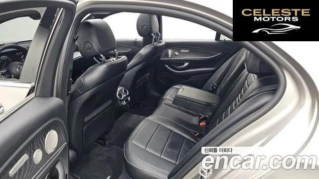 MERCEDES BENZ E-Classe W213 E350 4MATIC Avantgarde 2022 — photo 17 sur 33