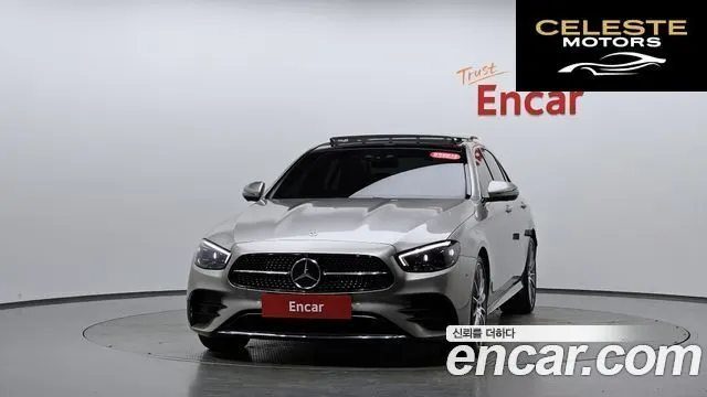 MERCEDES BENZ E-Classe W213 E350 4MATIC Avantgarde 2022 — photo 2 sur 33
