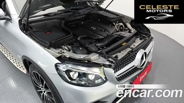 MERCEDES BENZ GLC-Classe X253 GLC250 d 4MATIC Coupé 2017 — photo 6 sur 20