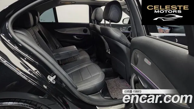 MERCEDES BENZ E-Classe W213 E300 Avantgarde 2019 — photo 18 sur 30