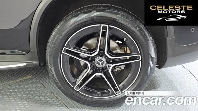 MERCEDES BENZ GLC-Classe X253 GLC300 4MATIC Coupé 2022 — photo 7 sur 32