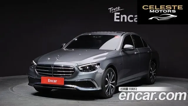 MERCEDES BENZ E-Classe W213 E300e 4MATIC Exclusive 2021 — photo 42 sur 43