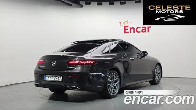 MERCEDES BENZ E-Classe W213 E300d 4MATIC Coupé 2023 — photo 2 sur 20