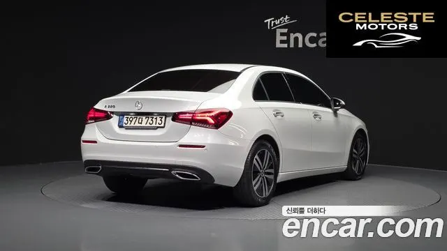 MERCEDES BENZ A-Classe W177 A220 Berline 2021 — photo 2 sur 30