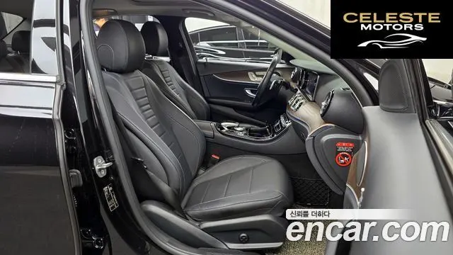 MERCEDES BENZ E-Classe W213 E300 4MATIC Exclusive 2018 — photo 16 sur 30