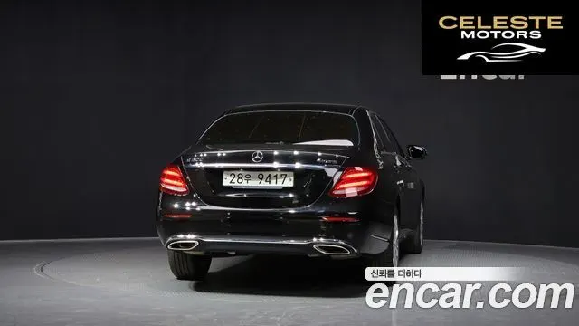 MERCEDES BENZ E-Classe W213 E300 4MATIC Exclusive 2018 — photo 4 sur 30