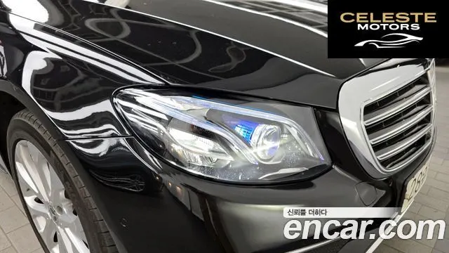 MERCEDES BENZ E-Classe W213 E300 4MATIC Exclusive 2018 — photo 8 sur 30