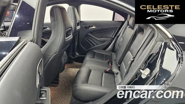 MERCEDES BENZ CLA-Classe C117 CLA200 d 2016 — photo 12 sur 20