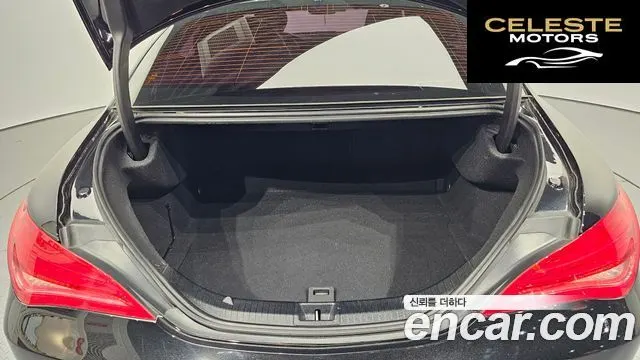 MERCEDES BENZ CLA-Classe C117 CLA200 d 2016 — photo 20 sur 20