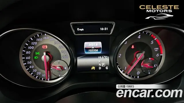 MERCEDES BENZ CLA-Classe C117 CLA200 d 2016 — photo 8 sur 20