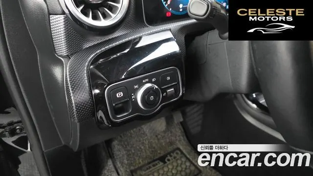 MERCEDES BENZ A-Classe W177 A250 4MATIC Berline 2020 — photo 28 sur 31