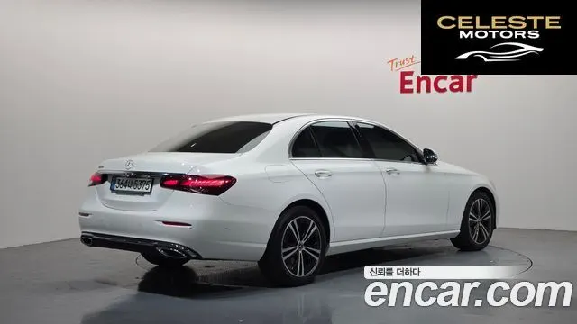 MERCEDES BENZ E-Classe W213 E250 Avantgarde 2022 — photo 2 sur 20