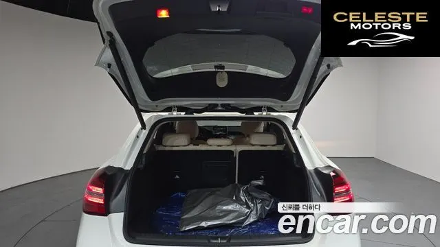 MERCEDES BENZ GLA-Classe X156 GLA220 2018 — photo 26 sur 31