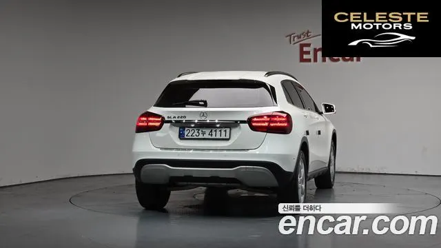 MERCEDES BENZ GLA-Classe X156 GLA220 2018 — photo 3 sur 31