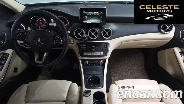 MERCEDES BENZ GLA-Classe X156 GLA220 2018 — photo 9 sur 31
