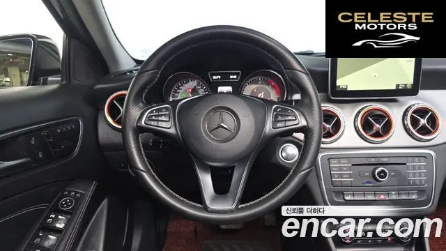 MERCEDES BENZ GLA-Classe X156 GLA200 d 2016 — photo 12 sur 20