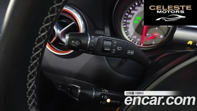 MERCEDES BENZ GLA-Classe X156 GLA200 d 2016 — photo 18 sur 20