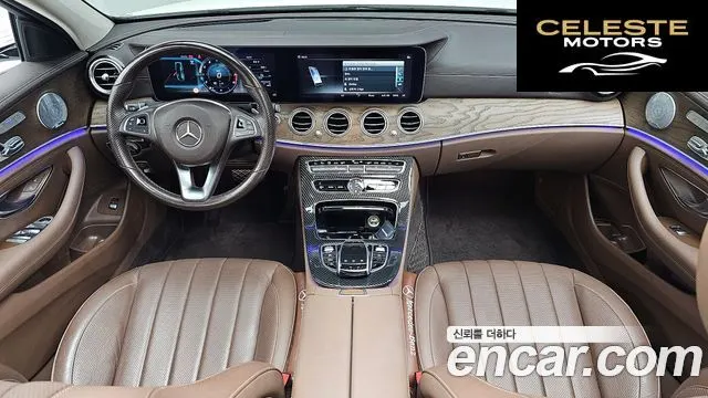 MERCEDES BENZ E-Classe W213 E300 4MATIC Exclusive 2018 — photo 10 sur 35