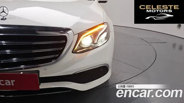 MERCEDES BENZ E-Classe W213 E300 4MATIC Exclusive 2018 — photo 8 sur 35