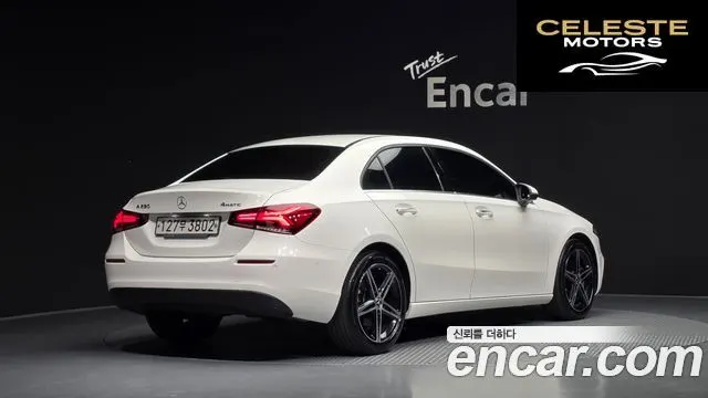 MERCEDES BENZ A-Classe W177 A250 4MATIC Berline 2020 — photo 2 sur 20