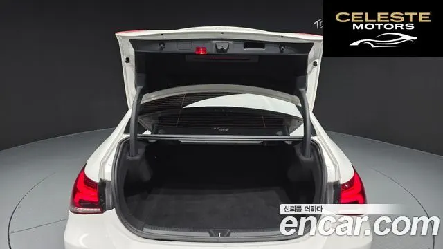 MERCEDES BENZ A-Classe W177 A250 4MATIC Berline 2020 — photo 20 sur 20