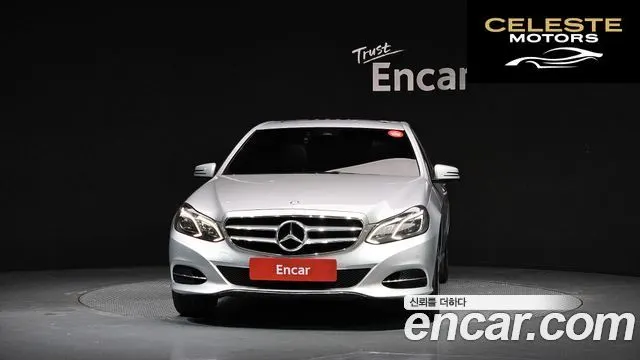 MERCEDES BENZ E-Classe W212 E220 CDI Avantgarde 2014 — photo 3 sur 20