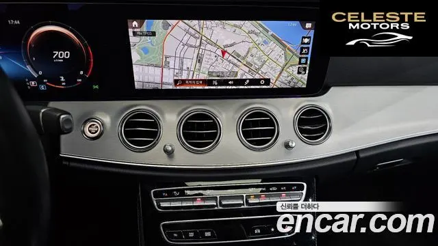 MERCEDES BENZ E-Classe W213 E250 Avantgarde 2021 — photo 21 sur 36