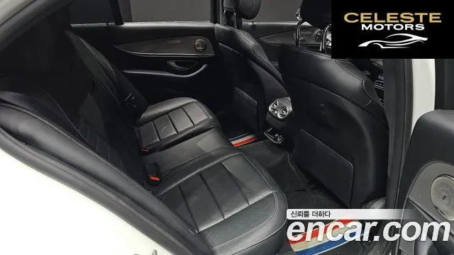 MERCEDES BENZ E-Classe W213 E200 Avantgarde 2018 — photo 12 sur 26