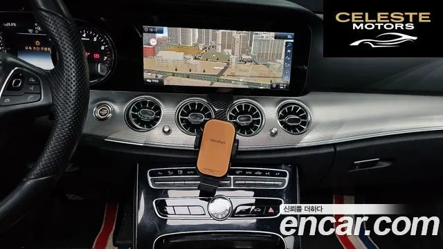 MERCEDES BENZ E-Classe W213 E200 Avantgarde 2018 — photo 14 sur 26