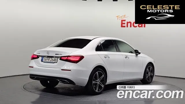MERCEDES BENZ A-Classe W177 A220 Berline 2024 — photo 2 sur 30