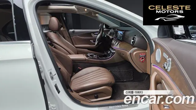 MERCEDES BENZ E-Classe W213 E300 4MATIC Exclusive 2019 — photo 16 sur 30